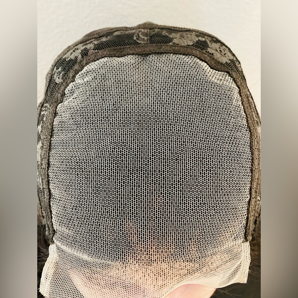 4x4 lace wig made with 100% human hair wig - Picture 2 of 13